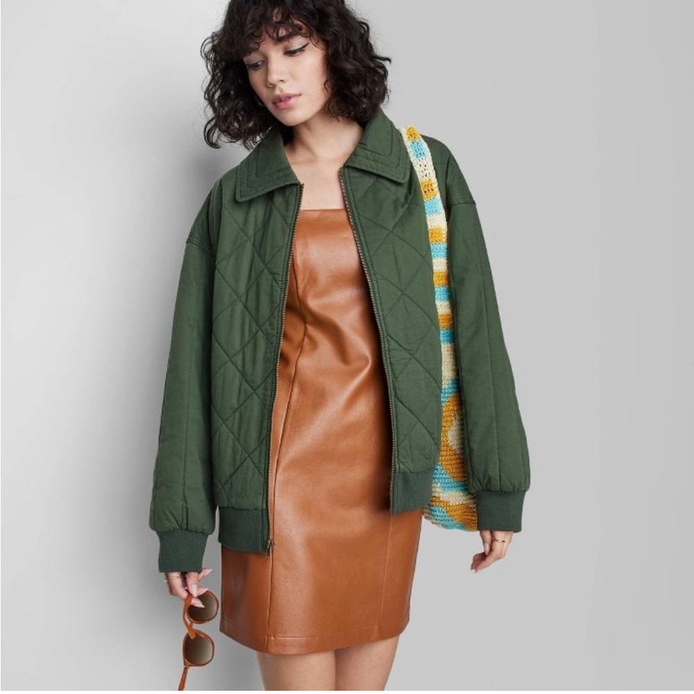 Women’s woven quilted bomber jacket
